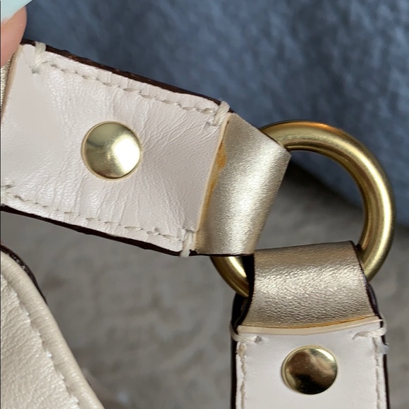 Coach Hobo Light Gold Cream shimmer - Picture 14 of 16